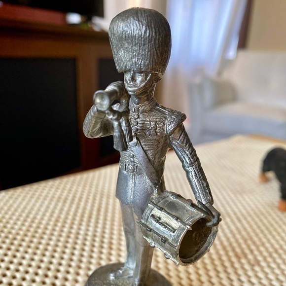 💂‍♂️British Royal soldier bronze💂‍♂️